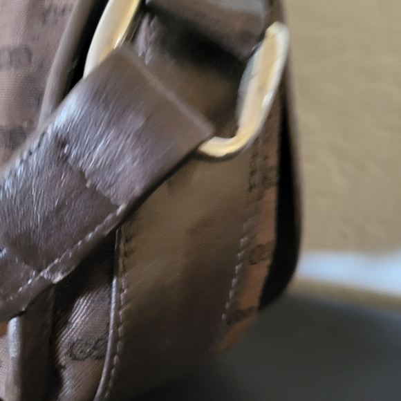 Gucci Brown Monogram Messenger Bag And Wallet - Picture 10 of 13